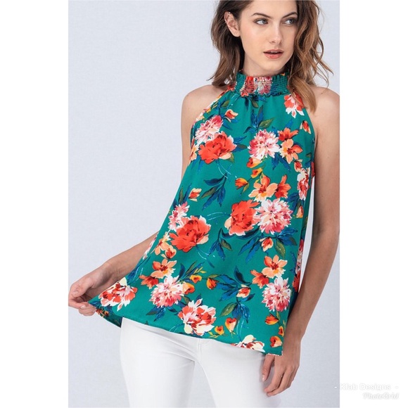 🌺LAST 1! Floral Bubble Crepe Smocked Halter Top! - Picture 2 of 8